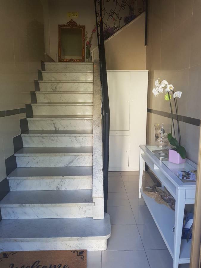 B&B Del Lago Испра Экстерьер фото